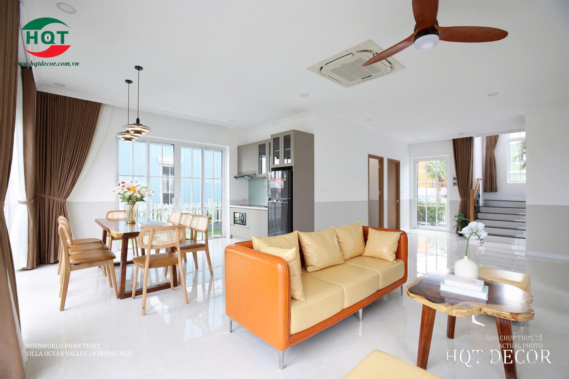 Biệt thự hiện đại với tone cam - vàng